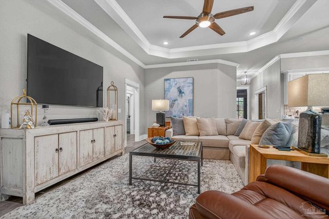 2495 Timsbury Loop, Cantonment, FL 32533