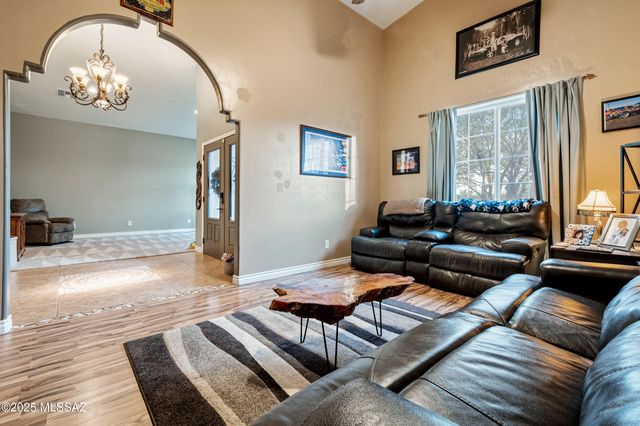 7530 W Bucking Horse Road, Sahuarita, AZ 85629