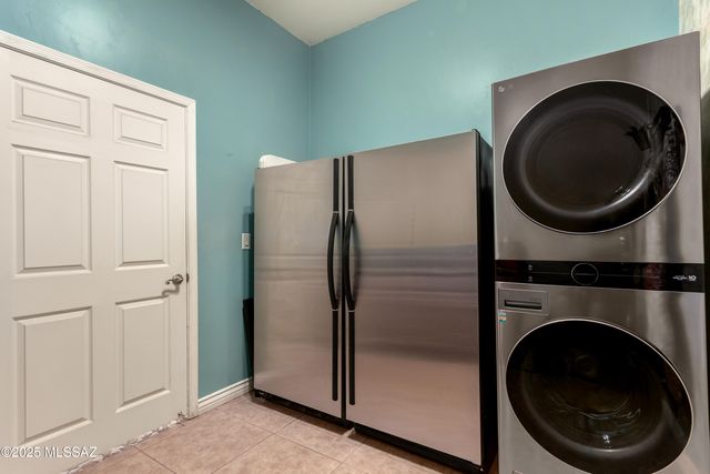 7530 W Bucking Horse Road, Sahuarita, AZ 85629