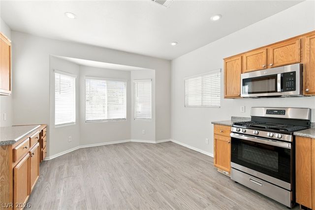 6356 Urban Creek Court, Las Vegas, NV 89148