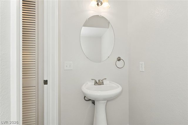 6356 Urban Creek Court, Las Vegas, NV 89148