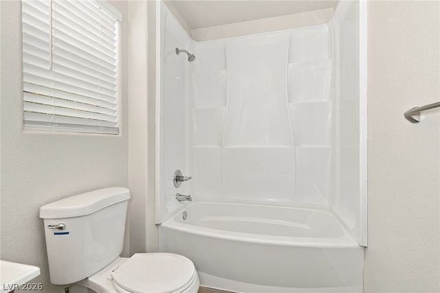 6356 Urban Creek Court, Las Vegas, NV 89148
