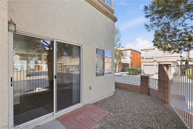 6356 Urban Creek Court, Las Vegas, NV 89148