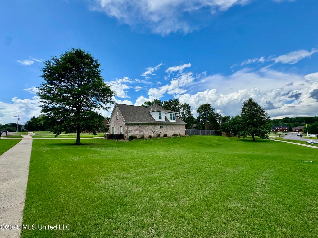 1868 Trapper Drive, Hernando, MS 38632 — photo 4