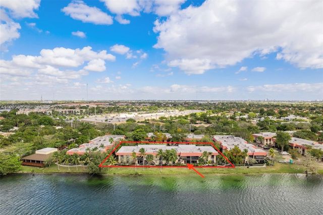 770 NE 199th St 106F, Miami, FL 33179