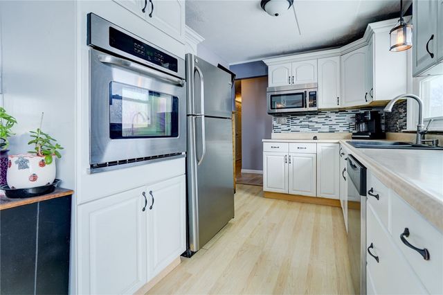 2033 County Road 8, Canandaigua Town, NY 14424