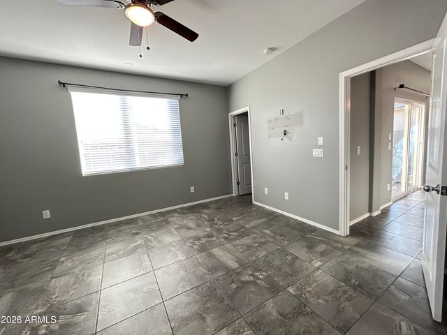 11741 W CHASE Lane, Avondale, AZ 85323