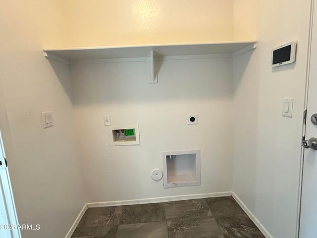 11741 W CHASE Lane, Avondale, AZ 85323