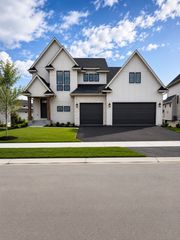 18119 103rd Avenue N, Maple Grove, MN 55311