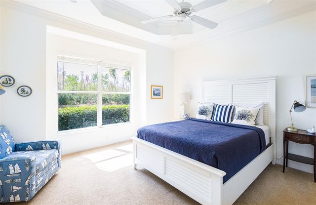 7048 OLD TABBY CIRCLE, Lakewood Ranch, FL 34202