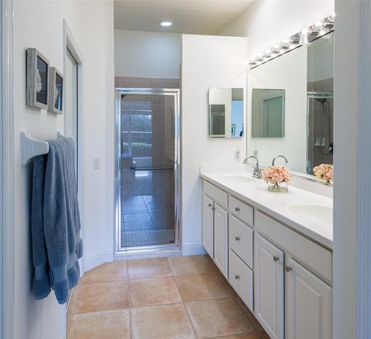 7048 OLD TABBY CIRCLE, Lakewood Ranch, FL 34202