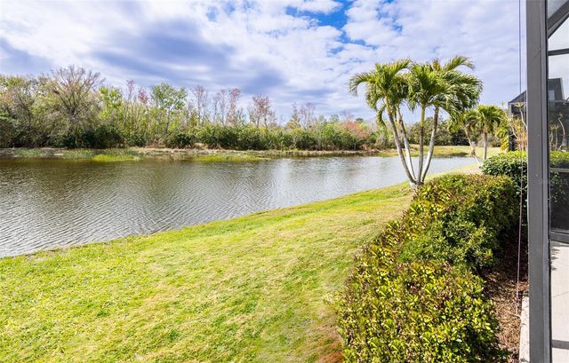 7048 OLD TABBY CIRCLE, Lakewood Ranch, FL 34202