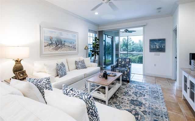 7048 OLD TABBY CIRCLE, Lakewood Ranch, FL 34202