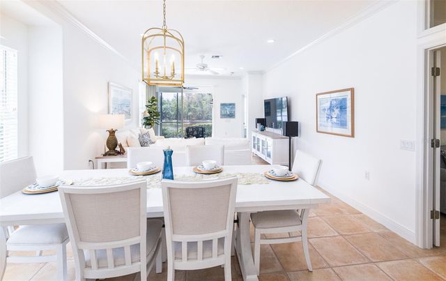 7048 OLD TABBY CIRCLE, Lakewood Ranch, FL 34202