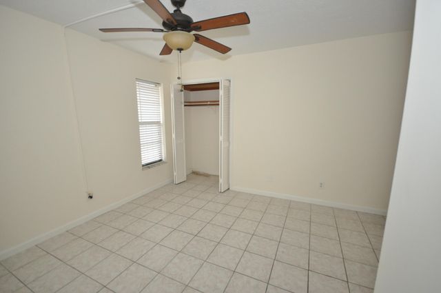 10 Evergreen Drive, Lake Park, FL 33403