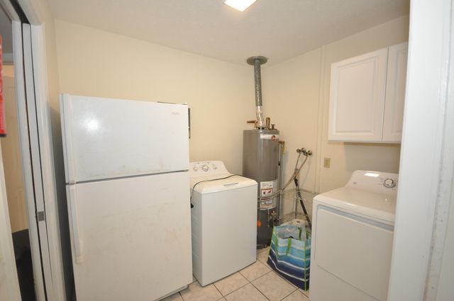 10 Evergreen Drive, Lake Park, FL 33403