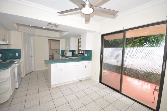 10 Evergreen Drive, Lake Park, FL 33403