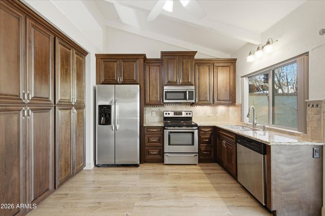 5558 N 71ST Street, Paradise Valley, AZ 85253