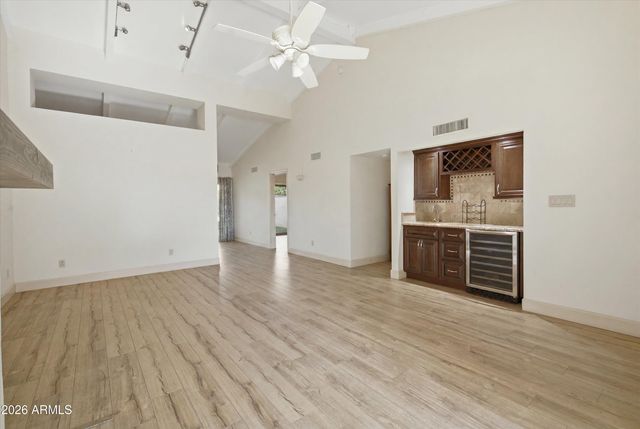 5558 N 71ST Street, Paradise Valley, AZ 85253
