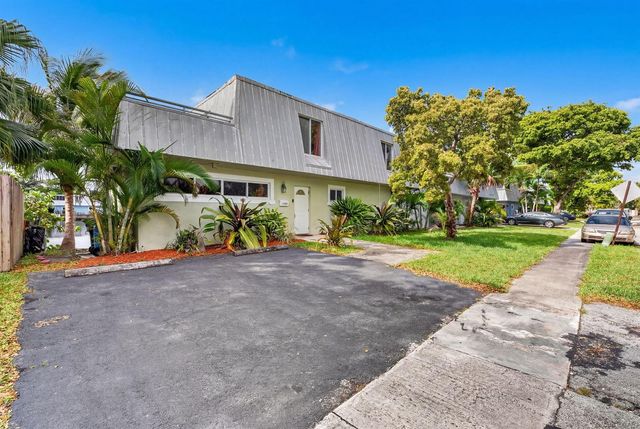 1380 NE 40th Drive, Oakland Park, FL 33334