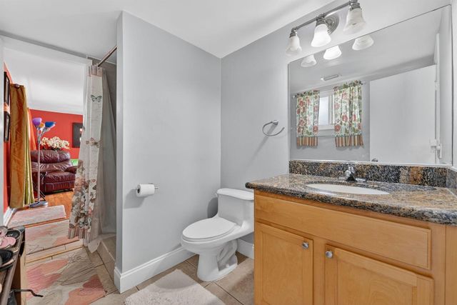 1380 NE 40th Drive, Oakland Park, FL 33334