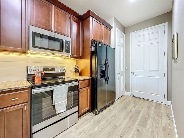 1962 MARLINGTON WAY, Clearwater, FL 33763