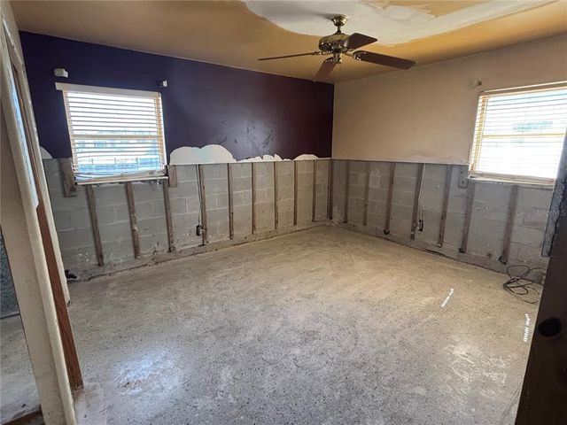 8422 BOXWOOD DRIVE, Tampa, FL 33615