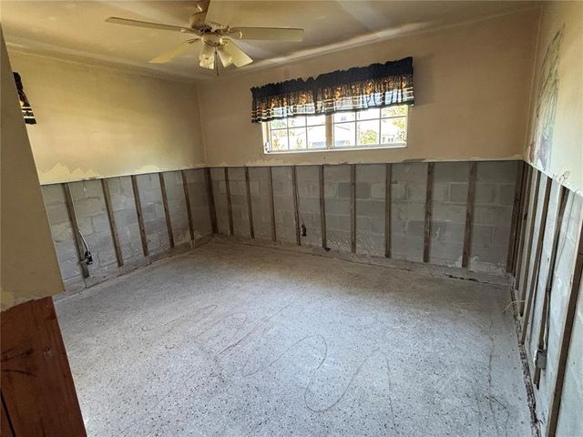 8422 BOXWOOD DRIVE, Tampa, FL 33615