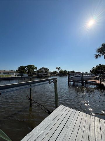 8422 BOXWOOD DRIVE, Tampa, FL 33615