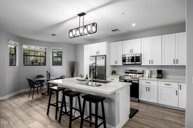 2601 N 27TH Street 4, Phoenix, AZ 85008