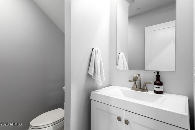 2601 N 27TH Street 4, Phoenix, AZ 85008