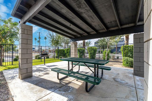 2601 N 27TH Street 4, Phoenix, AZ 85008