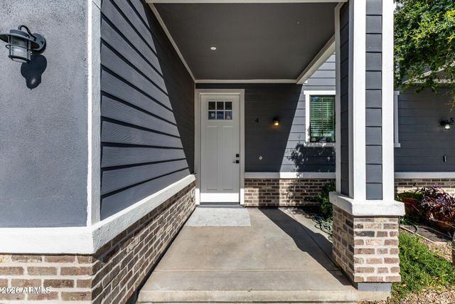 2601 N 27TH Street 4, Phoenix, AZ 85008