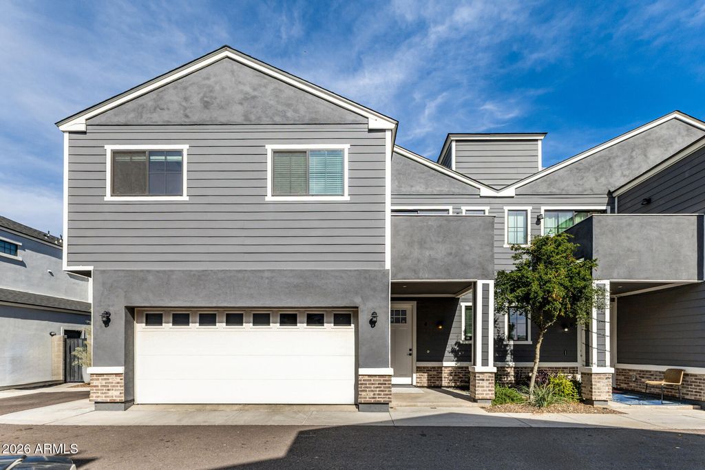 2601 N 27TH Street 4, Phoenix, AZ 85008