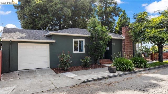 10809 Mcintyre St, Oakland, CA 94605