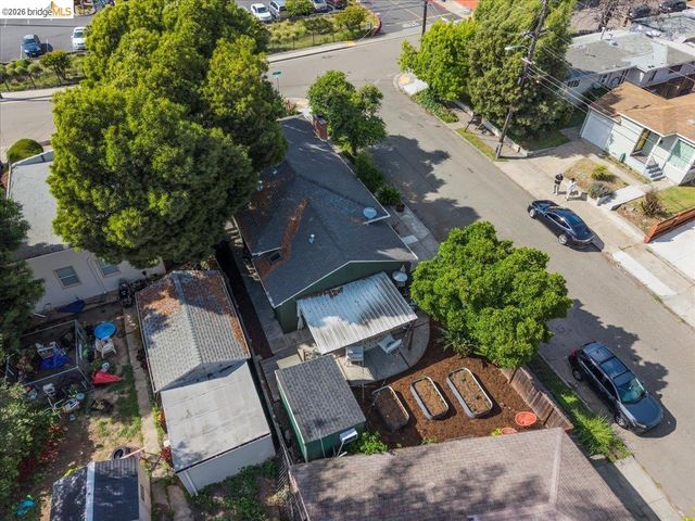 10809 Mcintyre St, Oakland, CA 94605