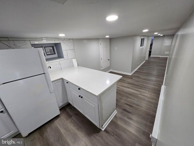 1443 S 53RD ST, Philadelphia, PA 19143