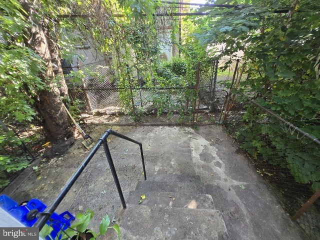 1443 S 53RD ST, Philadelphia, PA 19143