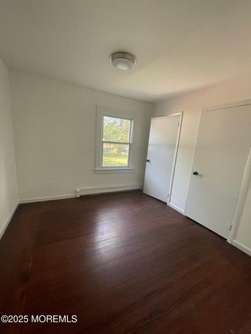 399 W Park Avenue, Unit 1, Oakhurst, NJ 07755