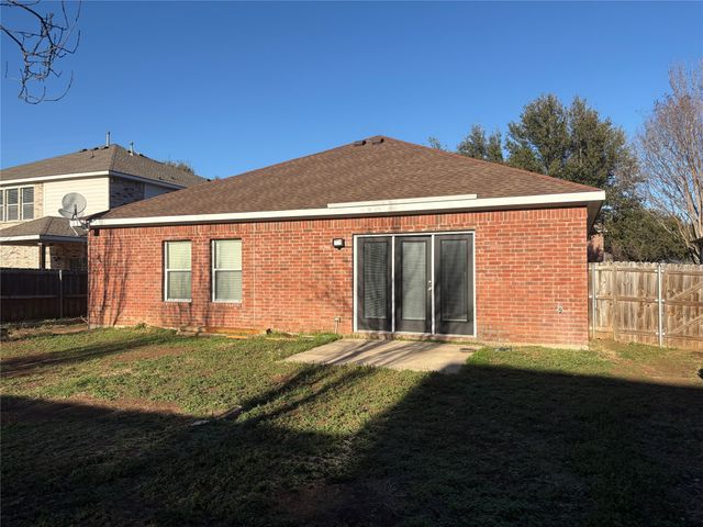 5895 Candlelight, Grand Prairie, TX 75052