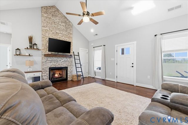 11391 Vaughan Rd, North Dinwiddie, VA 23805