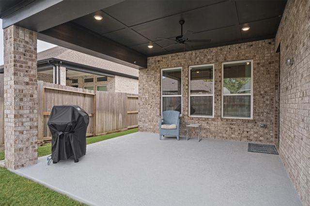 21904 Tall Trees Grove Court, Porter, TX 77365