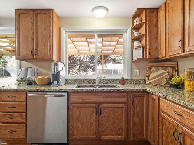 1453 McClellan, Klamath Falls, OR 97603