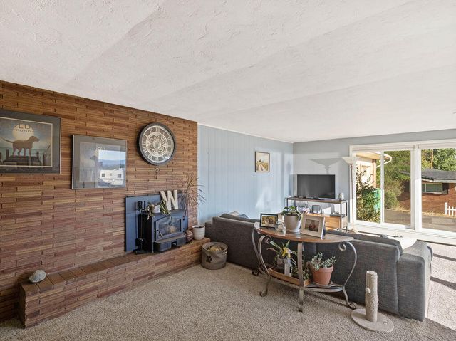 1453 McClellan, Klamath Falls, OR 97603