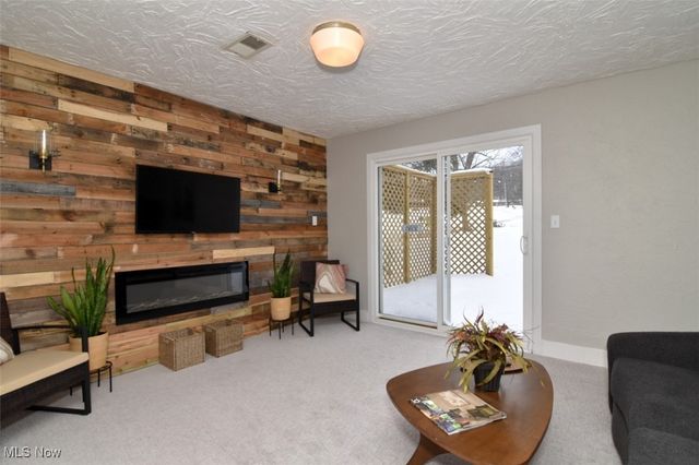 9195 Cheyenne Run, Macedonia, OH 44056