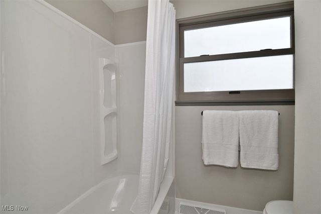 9195 Cheyenne Run, Macedonia, OH 44056