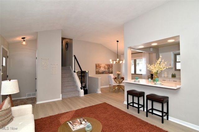 9195 Cheyenne Run, Macedonia, OH 44056