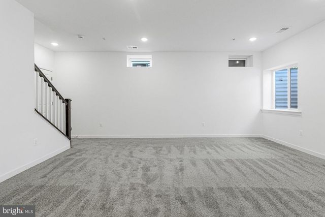 5726 HOWARD DR, Glen Burnie, MD 21060