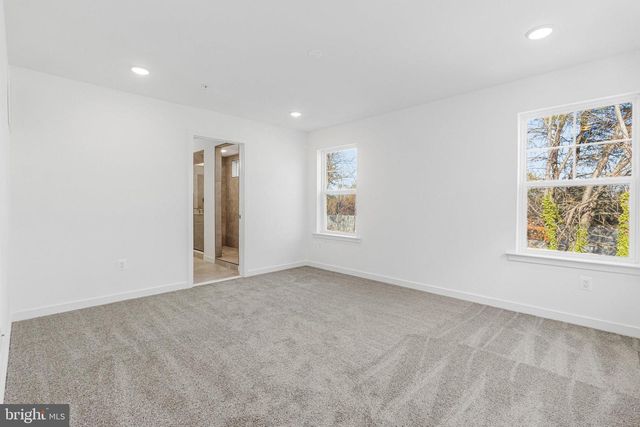 5726 HOWARD DR, Glen Burnie, MD 21060