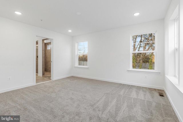 5726 HOWARD DR, Glen Burnie, MD 21060